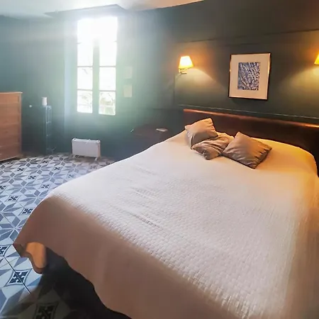 Holiday home Maison De Caractere Pailhes (Herault)